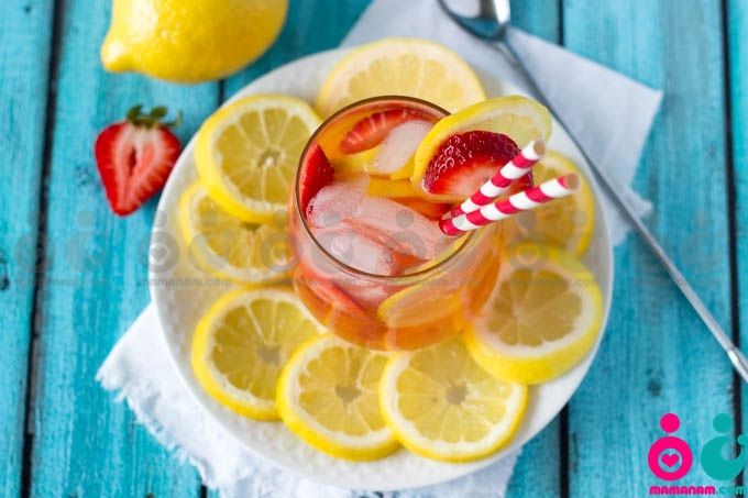 strawberry-lemonade-2-simplehealthykitchen.com-1-of-1.jpg strawberry-lemonade-2-simplehealthykitchen.com-1-of-1.jpg