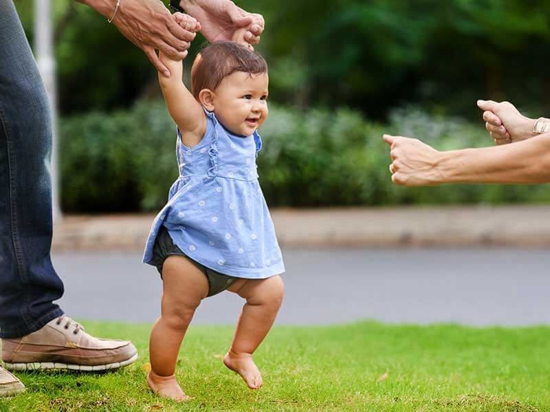 b2ap3 large rsz how to help your baby stand and walk