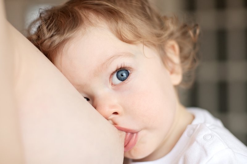 b2ap3 large Breast feeding 1 1538319765 72663