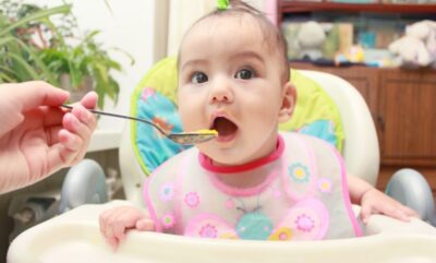برنامه غذایی نوزادان 8 ماهه