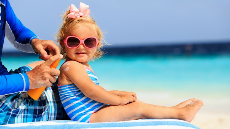 b2ap3 large Little Girl on the Beach