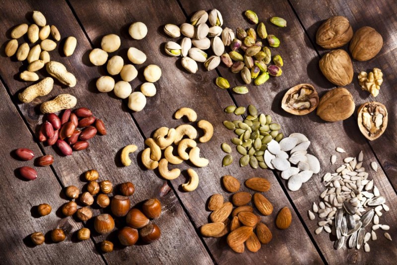 b2ap3 large different kinds of nuts
