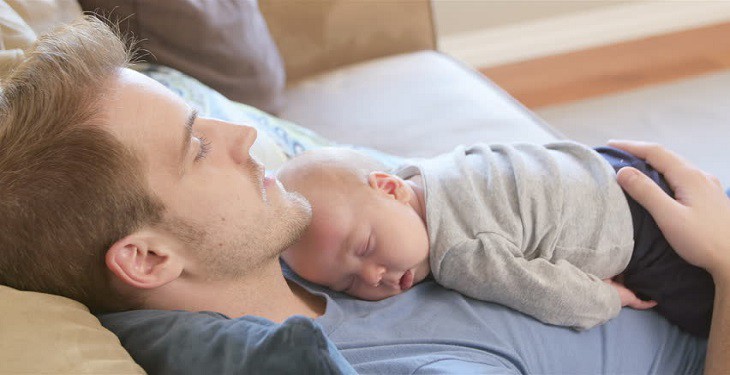 b2ap3 large father sleeping with baby