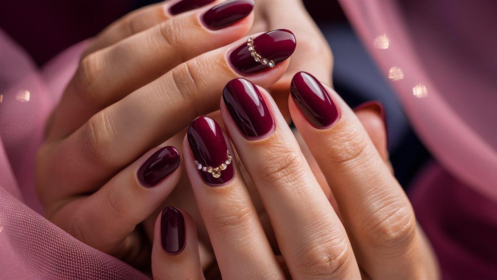 22 طرح ناخن زرشکی برای داشتن ظاهری شیک و جذاب