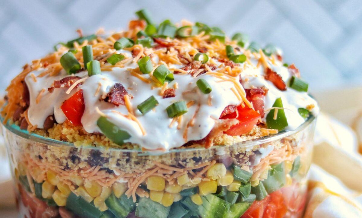 طرز تهیه سالاد نان ذرت لذیذ و خاص