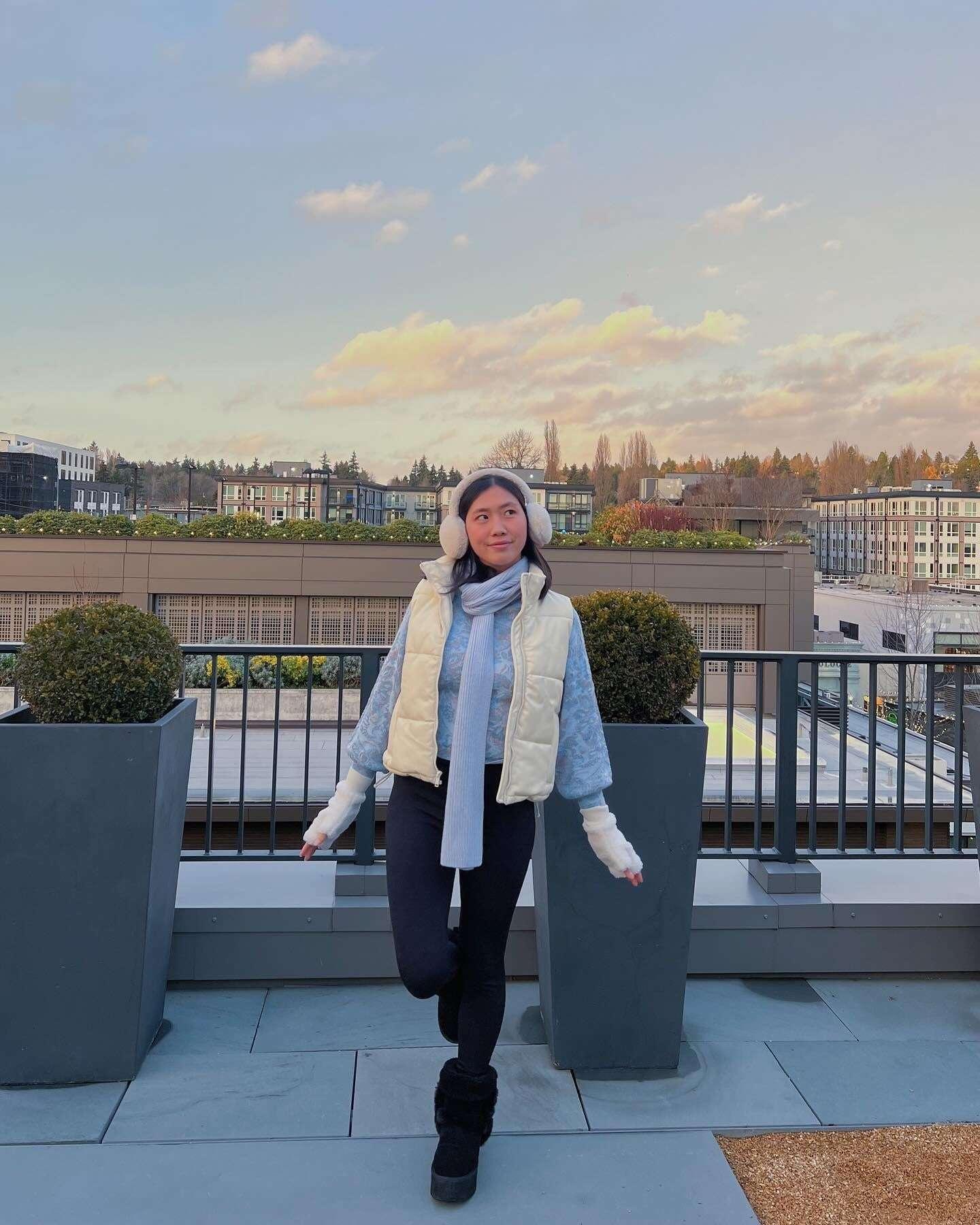 1. Cozy Chic in Cream and Blue (مدل لباس زمستانی)