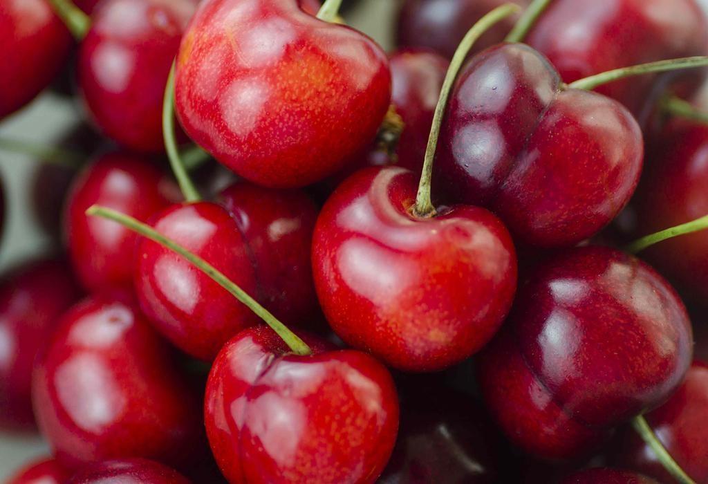گیلاس برای قند خون و التهاب؛ بررسی خواص و فواید